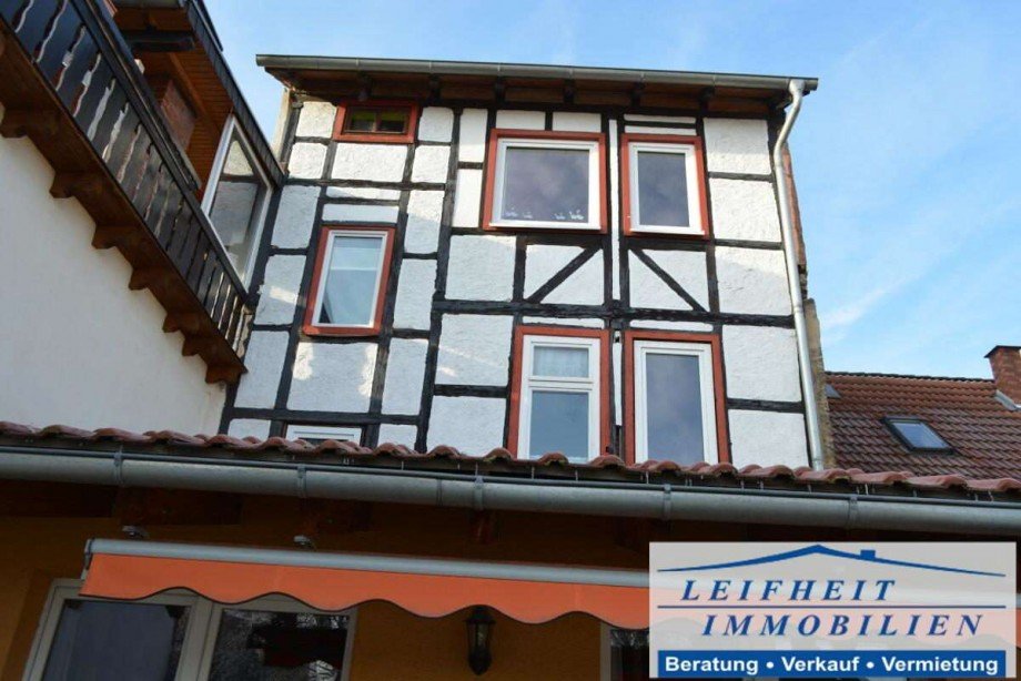 Hausr�ckseite Reihenmittelhaus M�hlhausen/Th�ringen