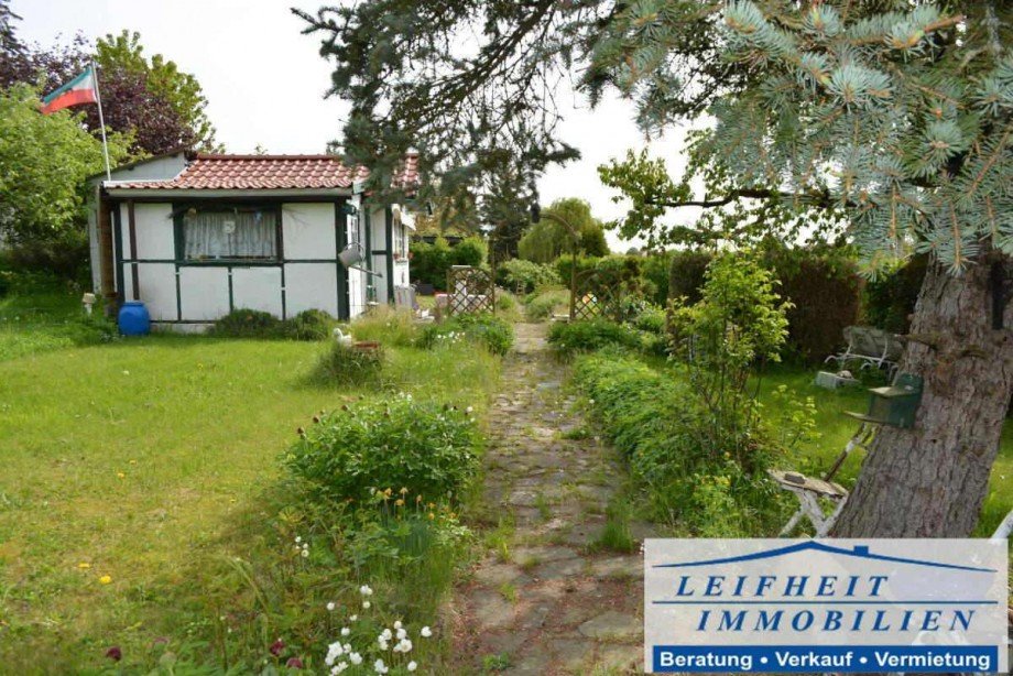 Zugang zum Garten Freizeitgrundst�ck M�hlhausen/Th�ringen