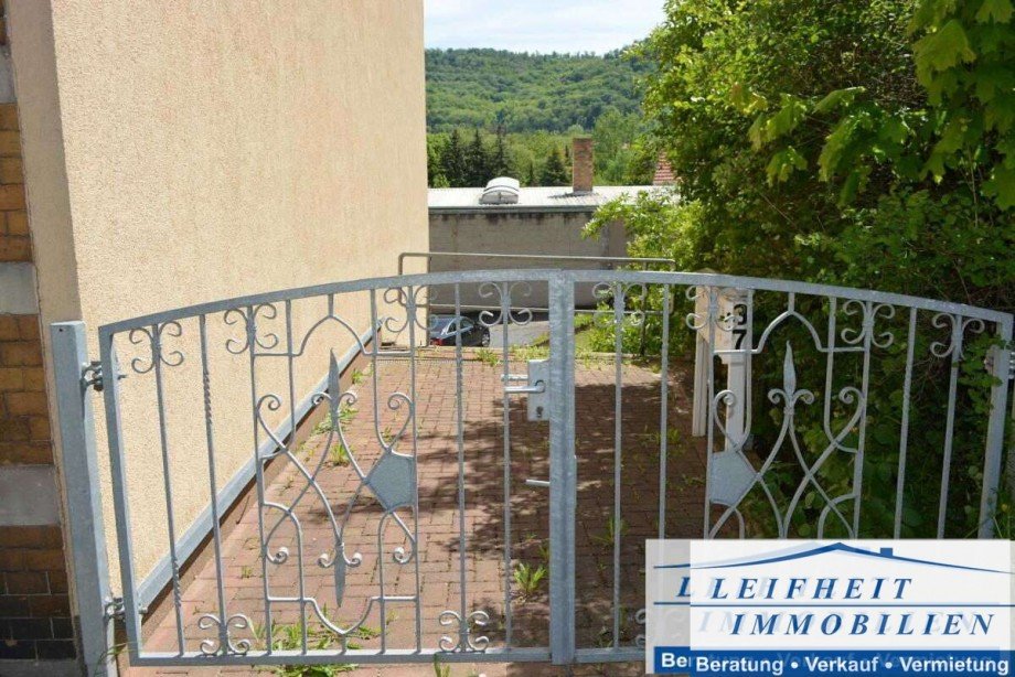 M�lltonnenstellplatz Mehrfamilienhaus Sondershausen