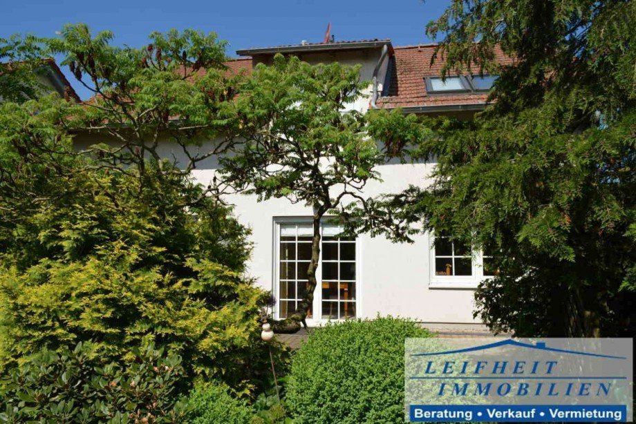 R�ckansicht Einfamilienhaus Oberdorla