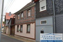 Vorderansicht F�r Kreative: Uriges Bauernhaus zum Herrichten (BEREITS VERKAUFT!)