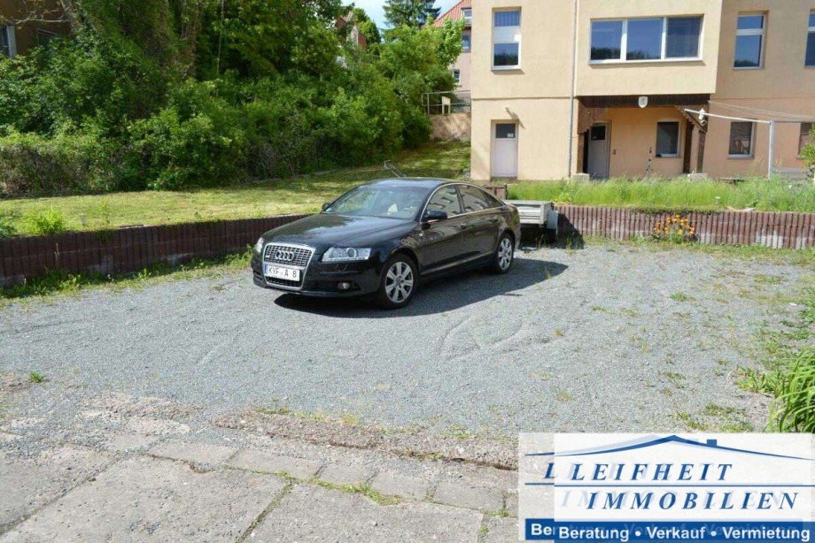 PKW-Stellpl�tze Mehrfamilienhaus Sondershausen