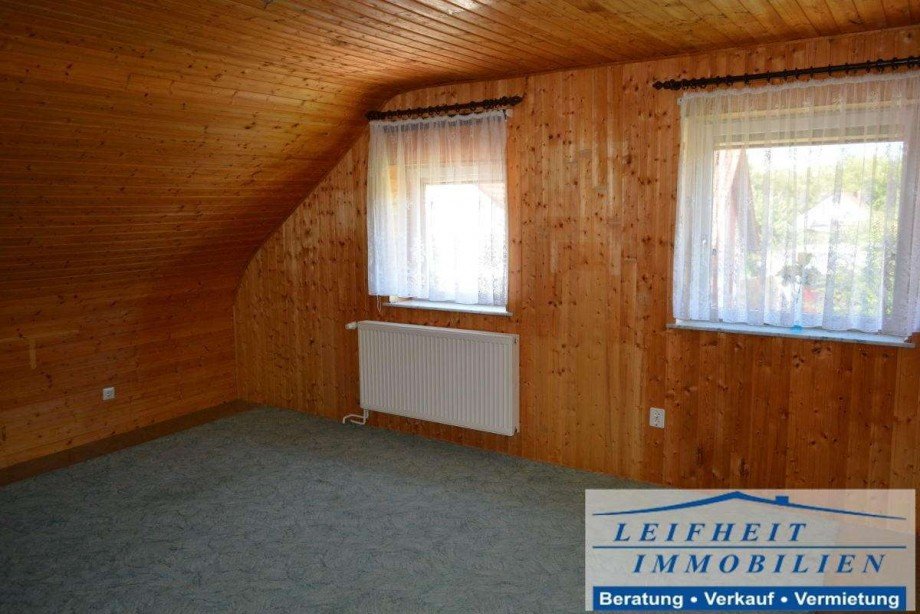 Zimmer DG Doppelhaush�lfte M�hlhausen