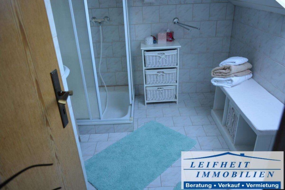 Dusche/WC Dachgeschoss Einfamilienhaus M�hlhausen OT Eigenrieden