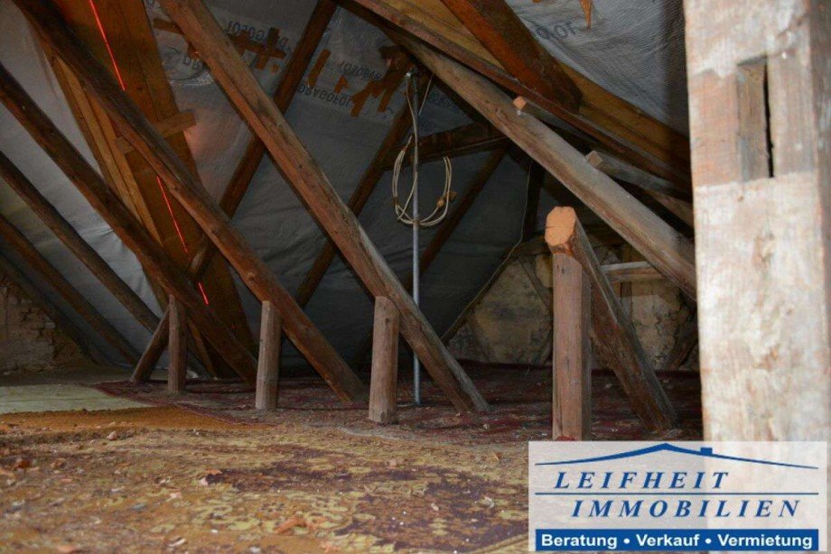 Dachboden Reihenmittelhaus Nottertal-Heilinger H�hen OT Schlotheim