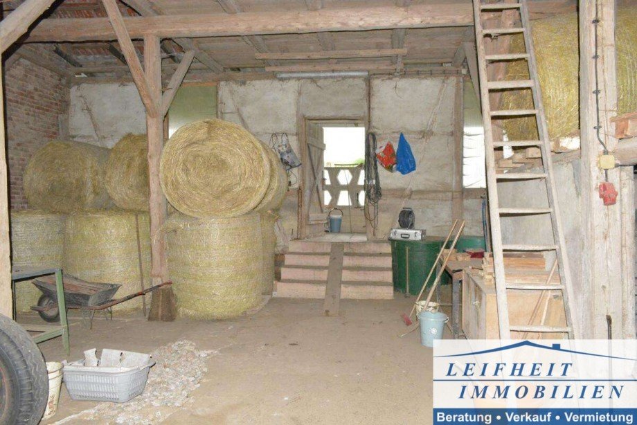 Scheune Einfamilienhaus M�hlhausen OT Eigenrieden