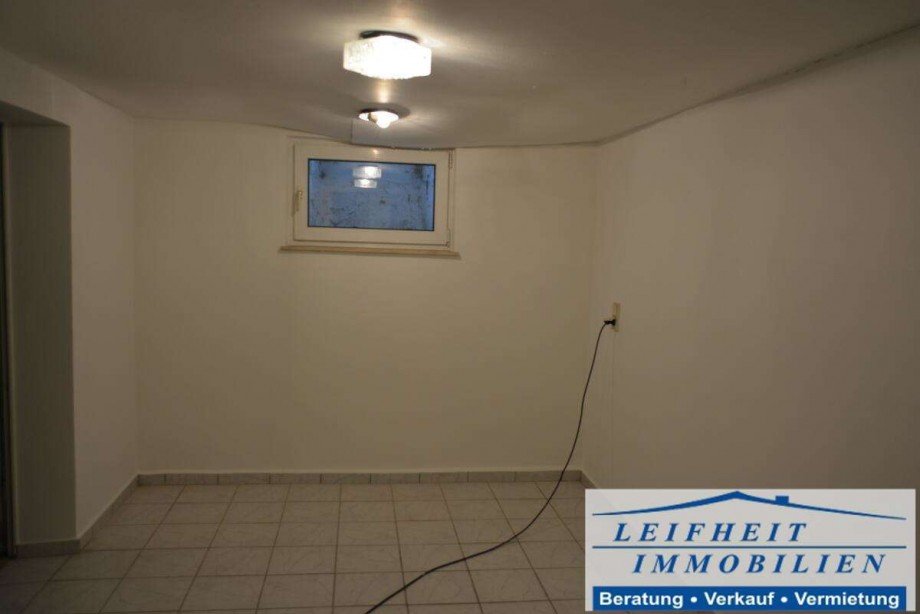 Keller im Anbau Haus Dingelst�dt