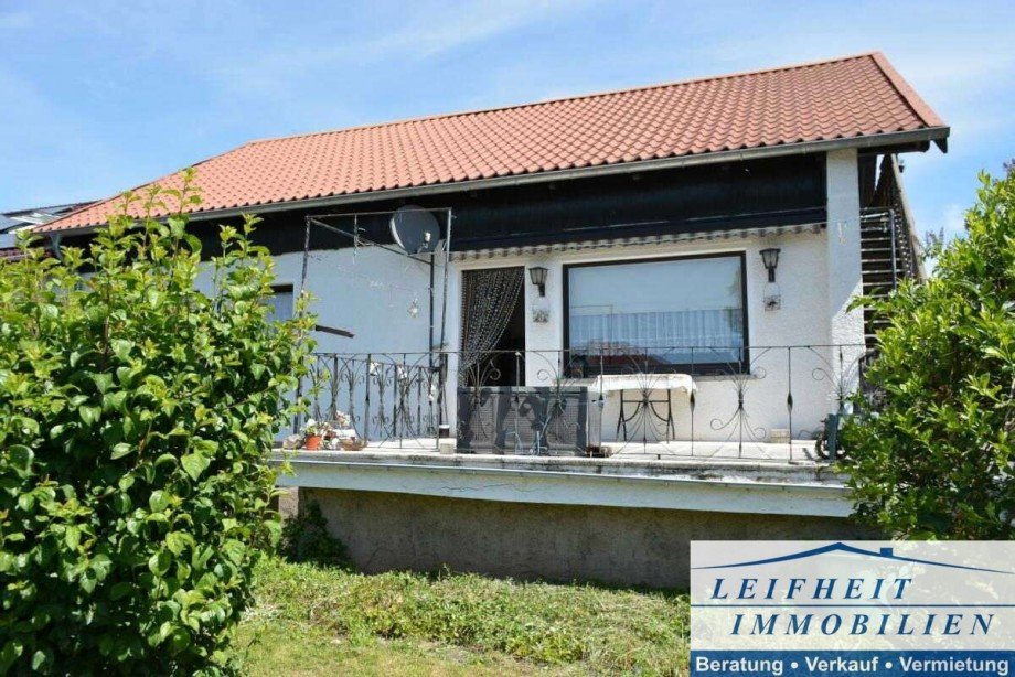 Terrasse Doppelhaush�lfte M�hlhausen