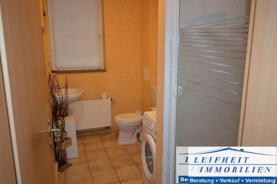 Duschbad Reihenmittelhaus M�hlhausen/Th�ringen