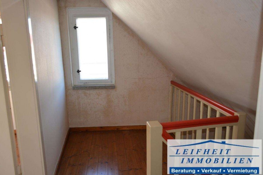 Flur Dachgeschoss Doppelhaush�lfte Vogtei