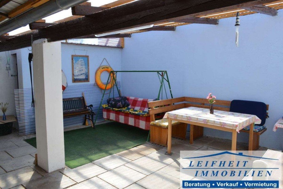 �berdachter Freisitz Doppelhaush�lfte M�hlhausen