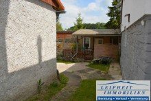 Zufahrt L�ndliches Einfamilienhaus f�r die Familie (BEREITS VERKAUFT!)